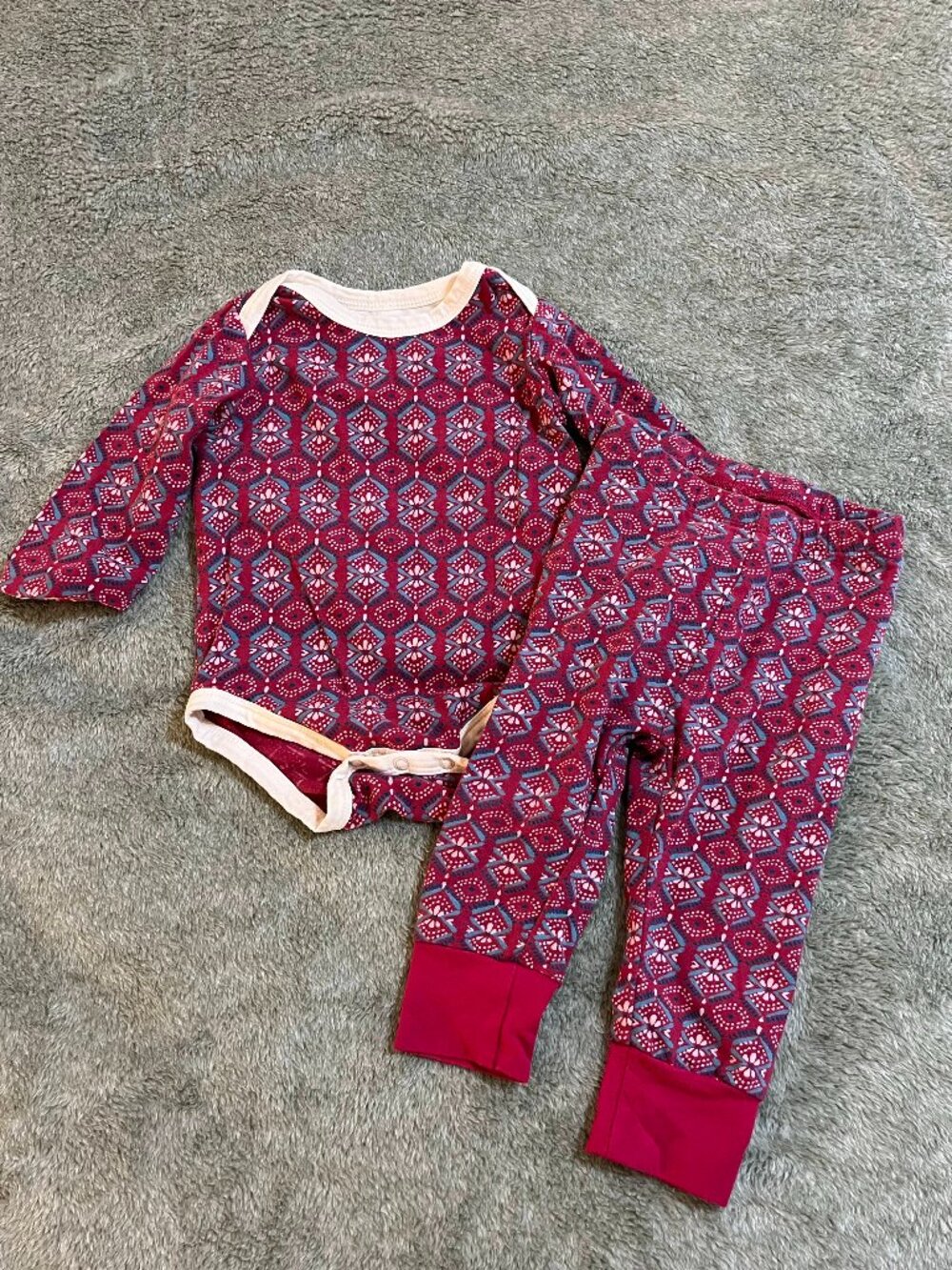 Pact Baby 2Pc Outfit Set 3-6 Months Organic Cotton Bodysuit Pants Geometric Pink